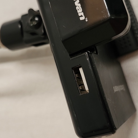 Excelvan Hands-Free Fm transmitter & Car Charger for IPhone/Ipod - Picture 4 of 16